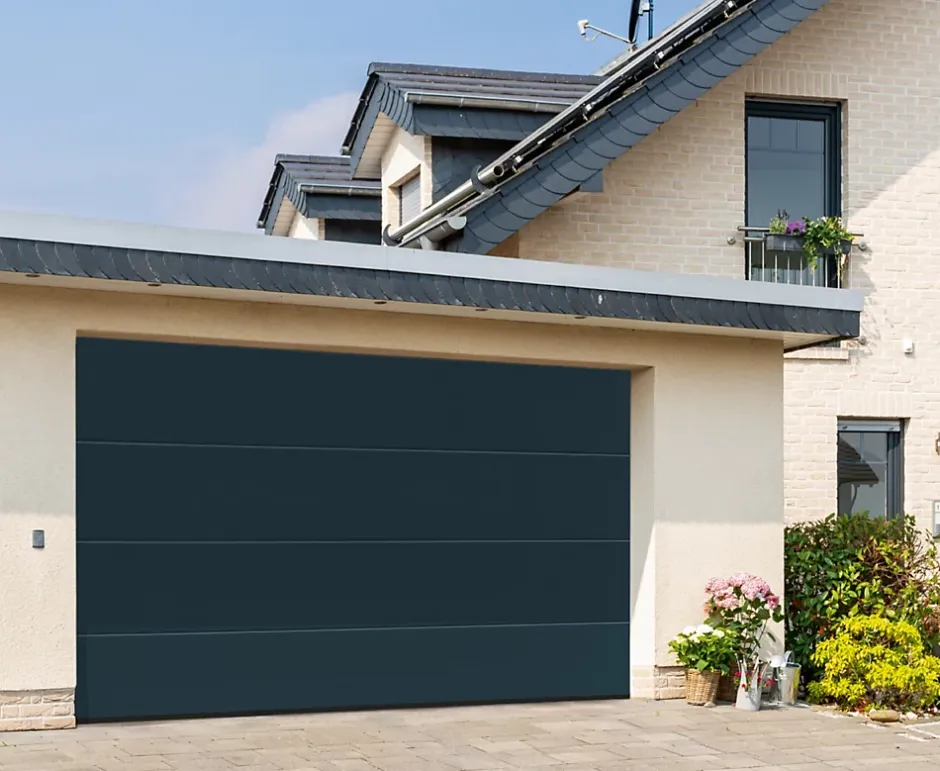 Hormann Porte de garage sectionnelle acier IsoMatic 7016 gris anthracite - l.237,5 x h.200 cm - motorisée
