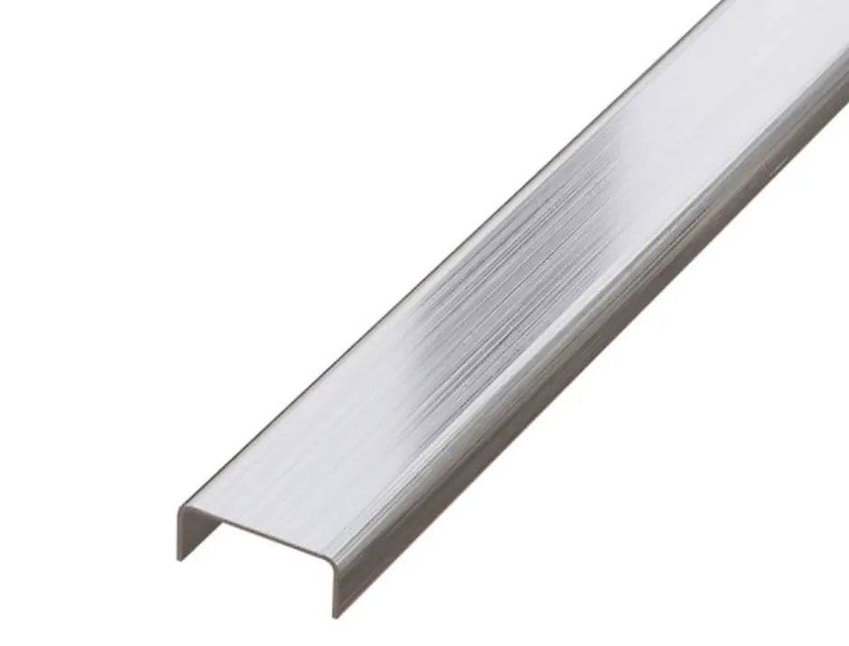 Ilcom Profilé décoratif C en acier inoxydable pour carrelage Argent satiné - 20 mm x 2440 mm x 0,65 ep.