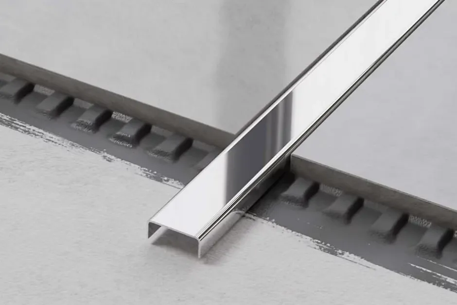 Profilé décoratif C en acier inoxydable pour carrelage Argent poli - 20 mm x 2700 mm x 0,65 ep.-Ilcom Clearance