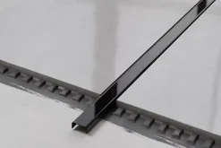 Ilcom Profilé décoratif C en acier inoxydable pour carrelage Noir poli - 20 mm x 2700 mm x 0,65 ep.