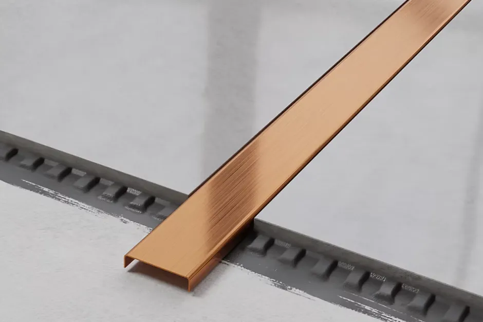 Ilcom Profilé décoratif C en acier inoxydable pour carrelage Cuivre satiné - 20 mm x 2700 mm x 0,65 ep.