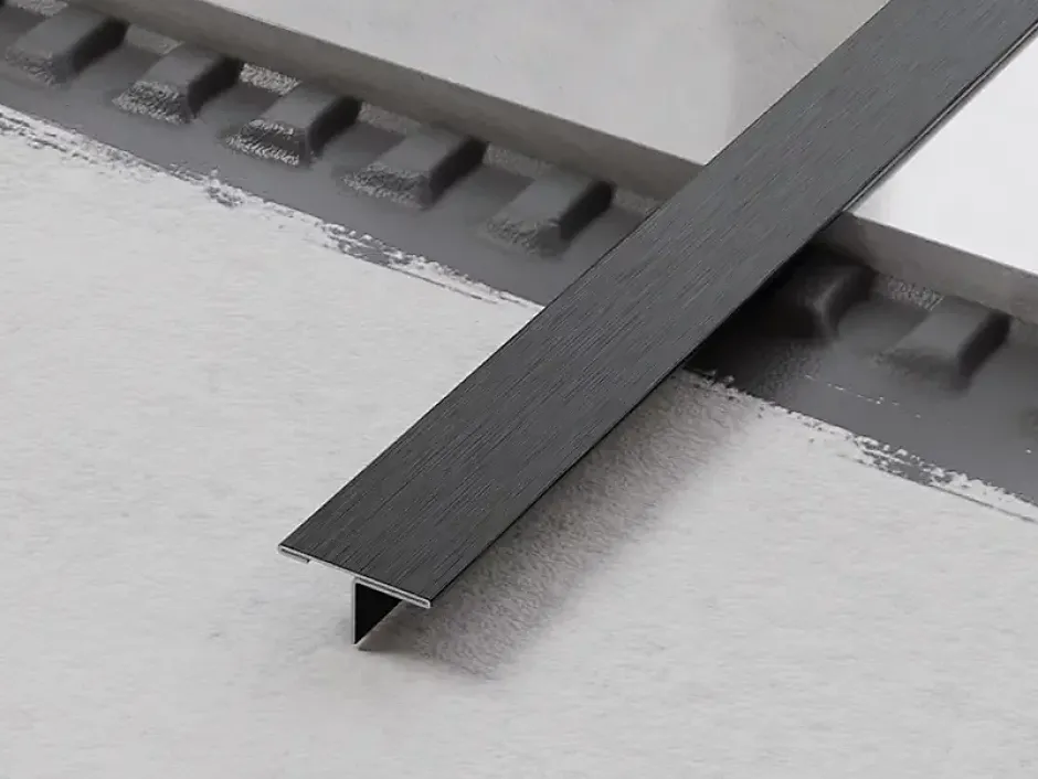 Profil décoratif T en acier inoxydable pour couvrir jonction Noir satiné - 20mm X 10mm X 2440mm-Ilcom Outlet