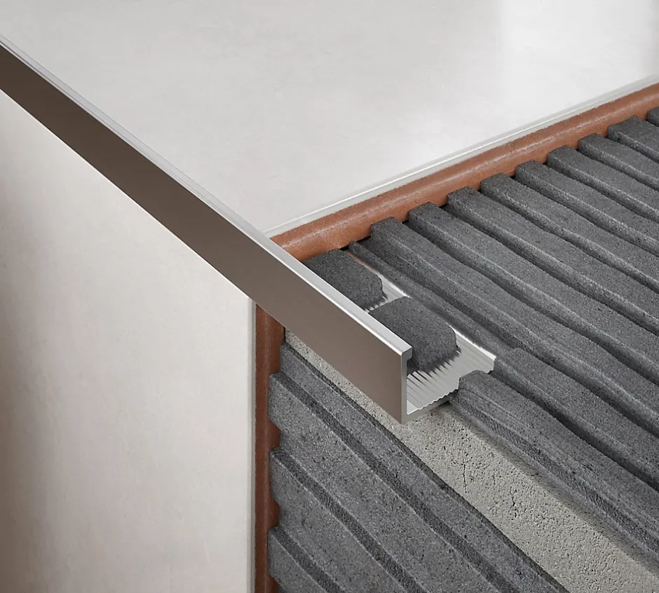 Profilé de carrelage intérieur droit aluminium argent anodisé mat L.2,5m x l.2,2cm x ep.10mm-Diall New