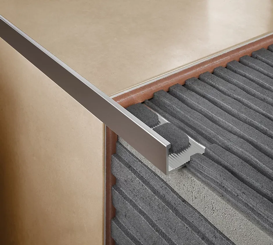 Profilé de carrelage intérieur droit aluminium argent anodisé mat L.2,5m x l.2,2cm x ep.10mm-Diall New