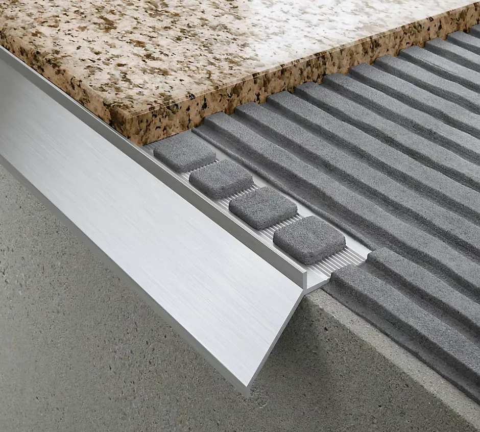 Profilé goutte d'eau extérieur biseauté aluminium brut argent lisse 35mmx250cm-Diall Sale