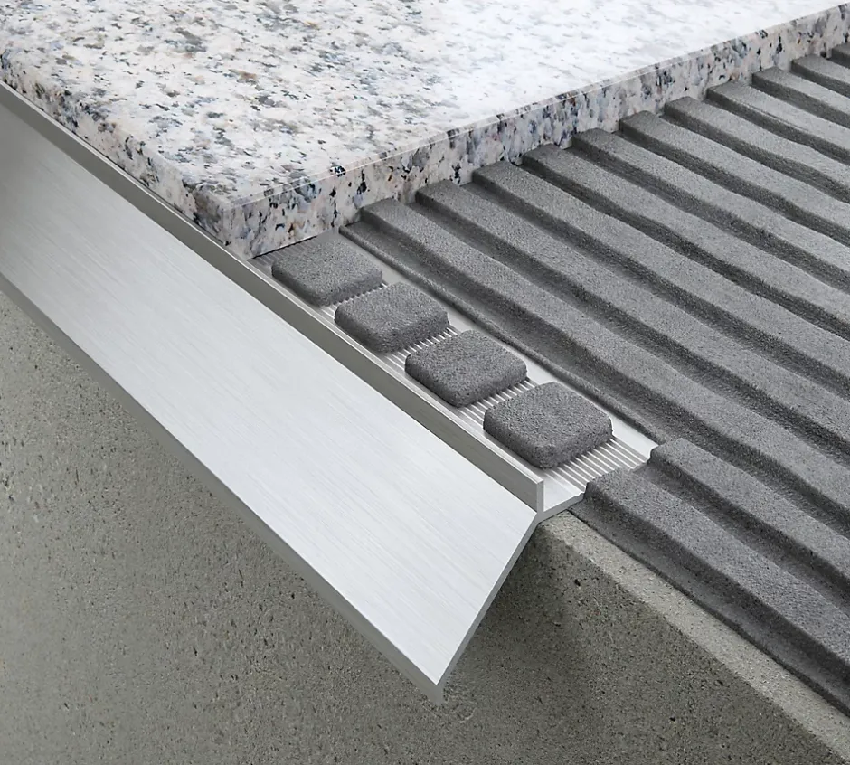 Profilé goutte d'eau extérieur biseauté aluminium brut argent lisse 35mmx250cm-Diall Sale