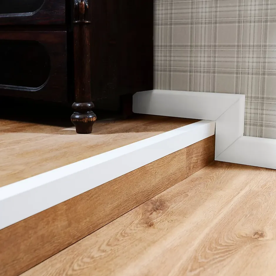 Quest Cornière PVC 20x10 mm de protection et de décoration, baguette d'angle de finition, profilé L, KT, rigide, blanc, 100 cm