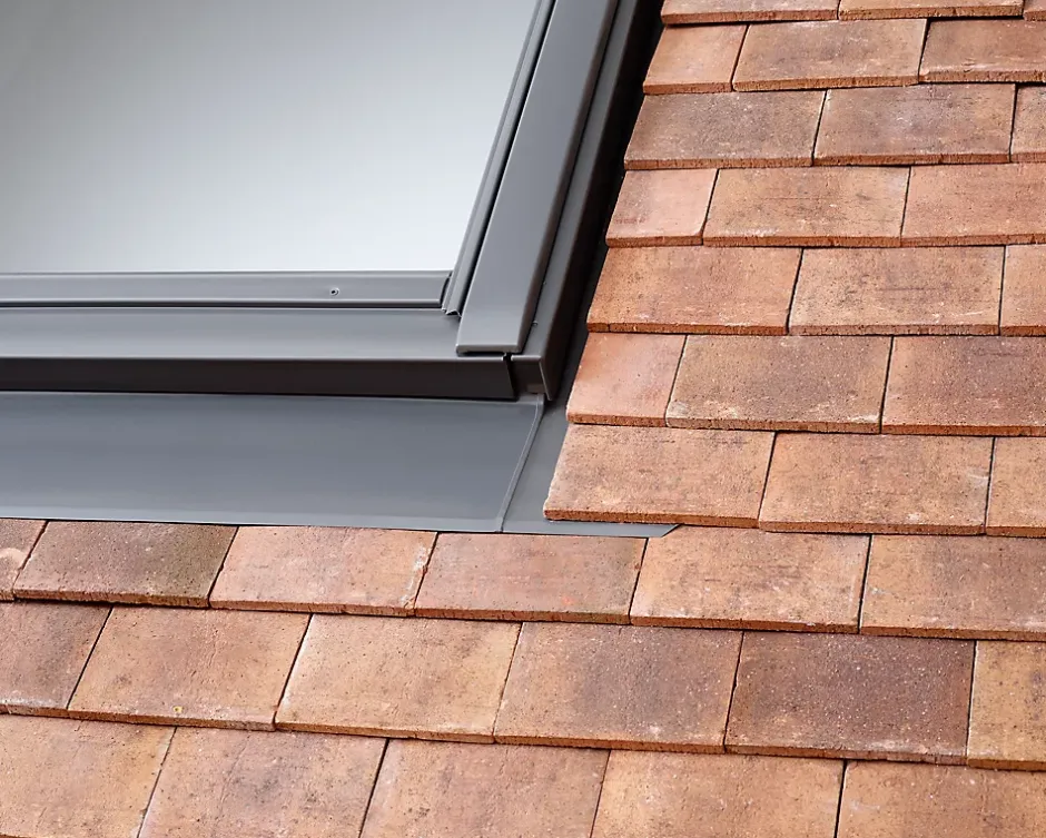 Raccord fenêtre de toit simple sur tuiles plates EDP UK04 gris-Velux Discount