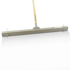 Marshalltown Râteau d'étalement avec manche -