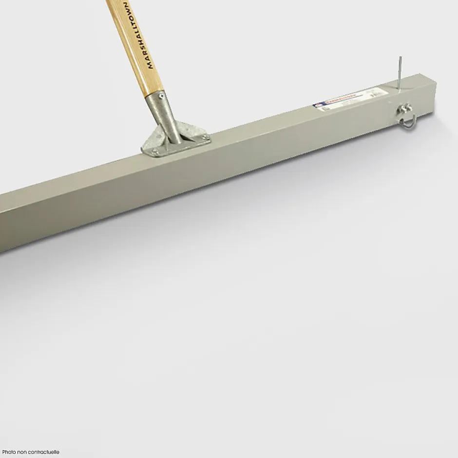 Marshalltown Râteau d'étalement avec manche -