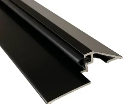 Seuil de porte PMR (Norme Handicap) alu avec joint et découpe d'angles (Laqué noir, 830mm)-Homewell