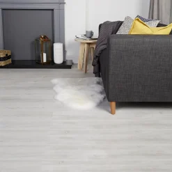 GoodHome Sol stratifié à clipser Macquarie blanc 7 mm L.138 x l.19.3 cm