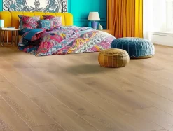 Sol stratifié Alicante , passage extrême AC6, effet chêne miel, L.128,6 cm x l.21,4 cm x ép.10 mm, résistant à l'eau-Homflor Online