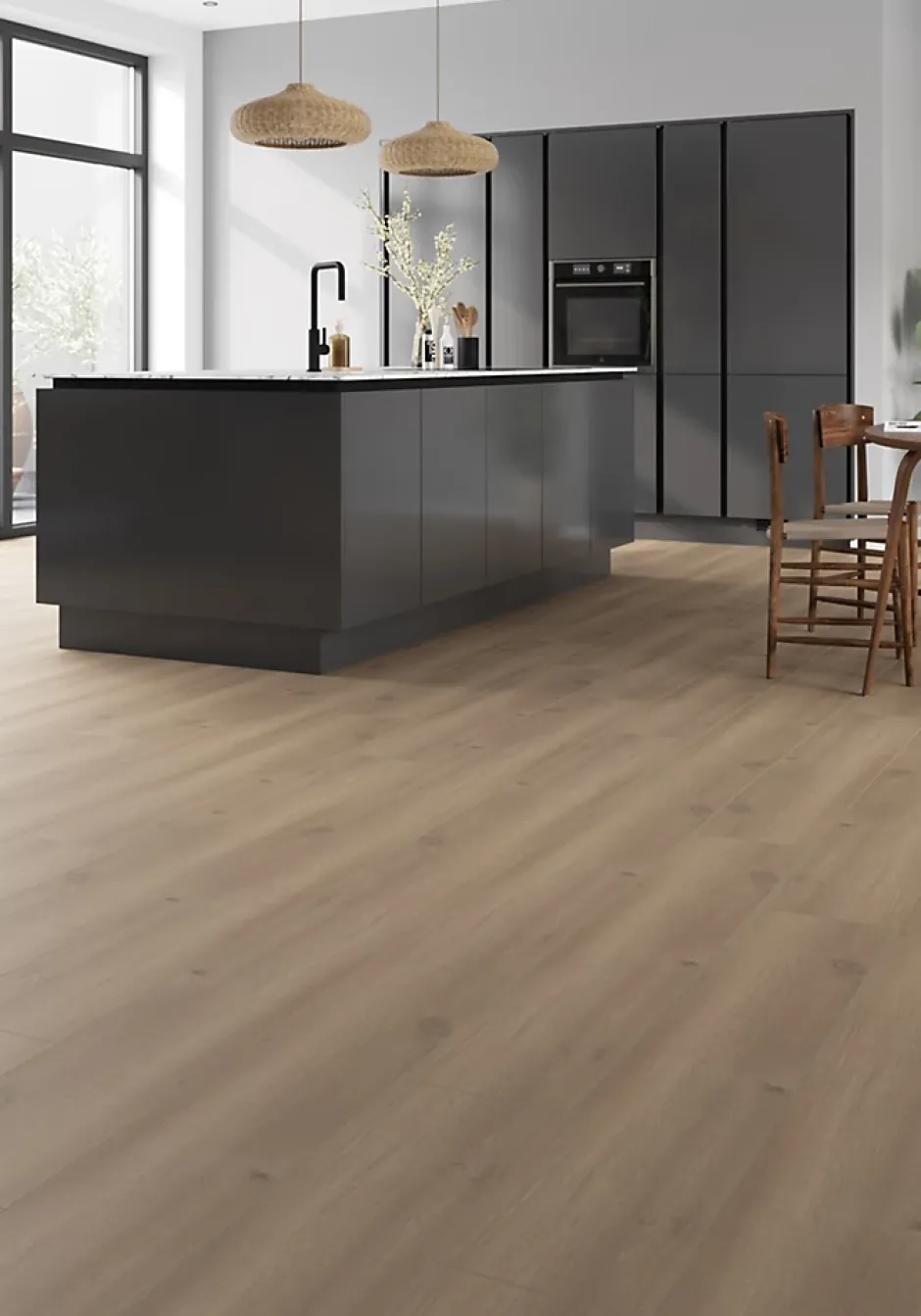 GoodHome Sol stratifié Bolton , passage intense AC5, effet chêne brun, L.126,1 cm x l.24,4 cm x ép.10 mm, résistant à l'eau