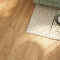 GoodHome Sol stratifié clipsable Helmsley chêne blond 12 mm