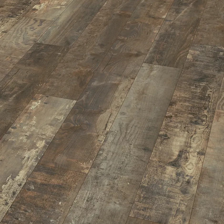 Sol stratifié clipsable Tipton chêne brun 8 mm compatible pièces humides-GoodHome Sale