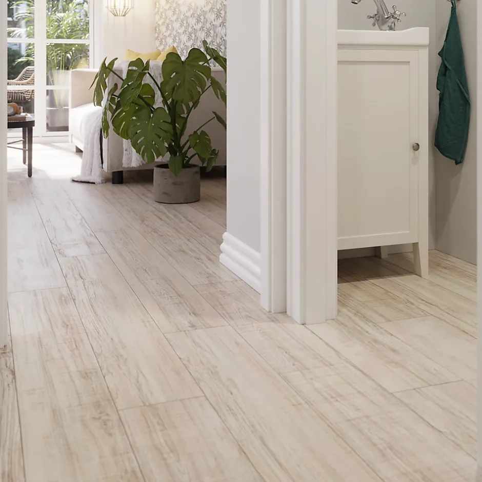 Sol stratifié clipsable Yate chêne blanc 8 mm compatible pièces humides-GoodHome