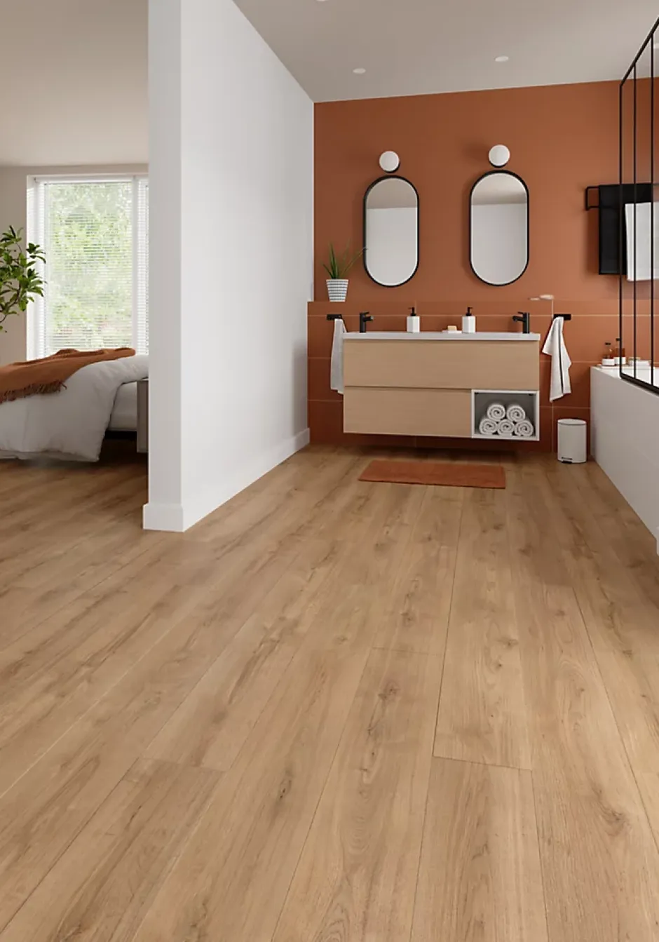 Sol stratifié Collville , passage intense AC5, effet chêne brun, L.129 cm x l.19,3 cm x ép.8 mm, résistant à l'eau-GoodHome New