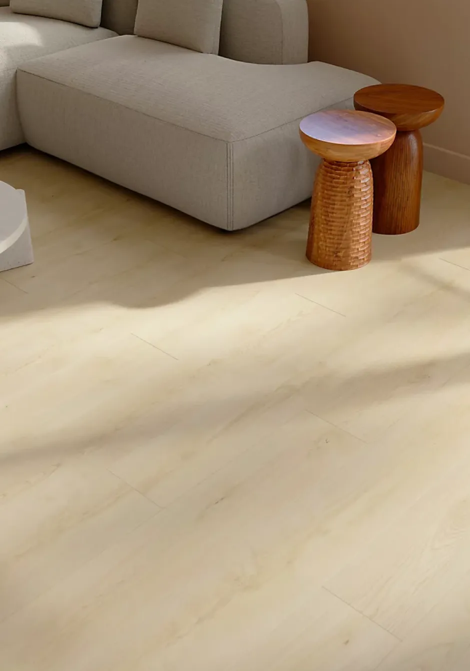 GoodHome Sol stratifié Collville , passage intense AC5, effet chêne, L.129 cm x l.19,3 cm x ép.8 mm, résistant à l'eau