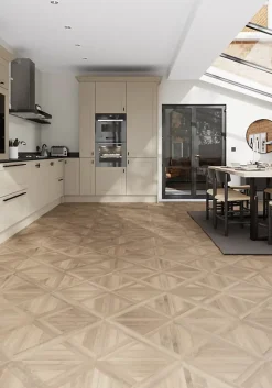 Sol stratifié Davenant , passage intense AC5, effet chêne, L.120 cm x l.40 cm x ép.10 mm, résistant à l'eau-GoodHome Outlet