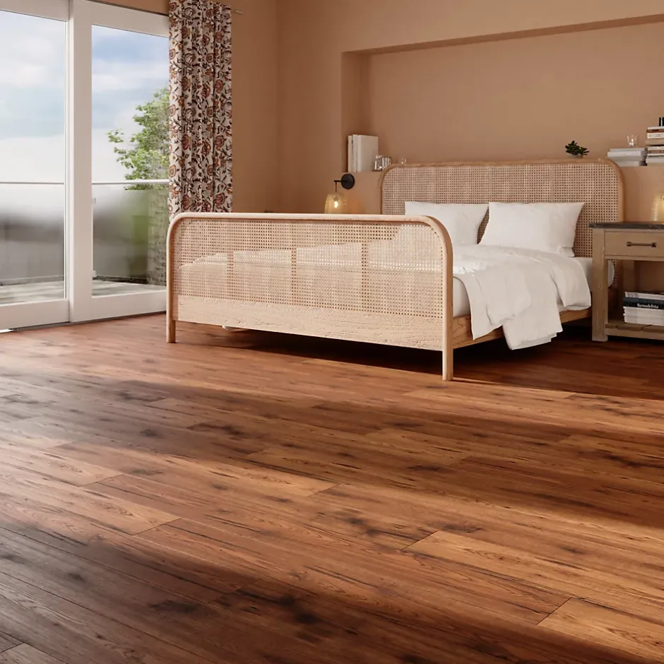 GoodHome Sol stratifié Otley , passage intense AC5, effet chêne brun, L.138,3 cm x l.15,9 cm x ép.8 mm