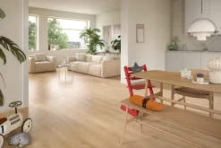 Sol stratifié Randolph , passage intense AC5, effet chêne blond, L.129,2 cm x l.19,3 cm x ép.8 mm, résistant à l'eau-GoodHome Online