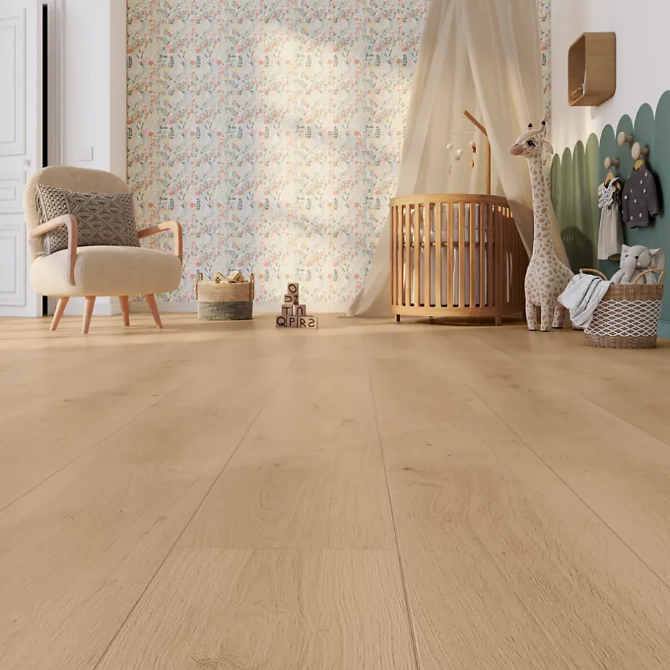 Sol stratifié Randolph , passage intense AC5, effet chêne blond, L.129,2 cm x l.19,3 cm x ép.8 mm-GoodHome Sale