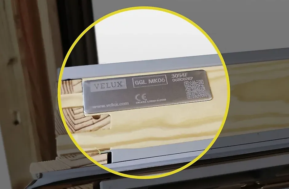 Store isolant compatible fenêtre de toit VELUX pour dimension MK04 - Blanc-Avosdim Online