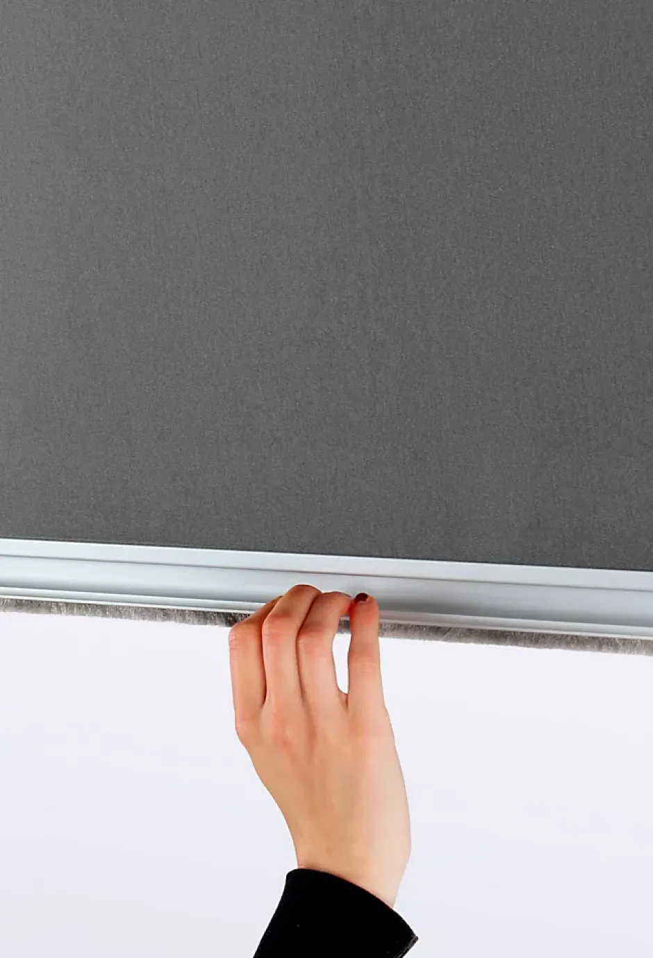 Avosdim Store occultant compatible fenêtre de toit VELUX pour dimension UK04 - Gris Anthracite