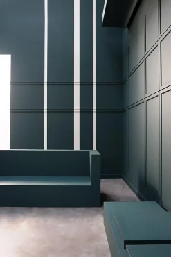 Orac Decor SX184 Plinthe - 11x1,3x200cm (h x p x L) - plinthe décorative polymère Pack 2 pièces / RAL9003